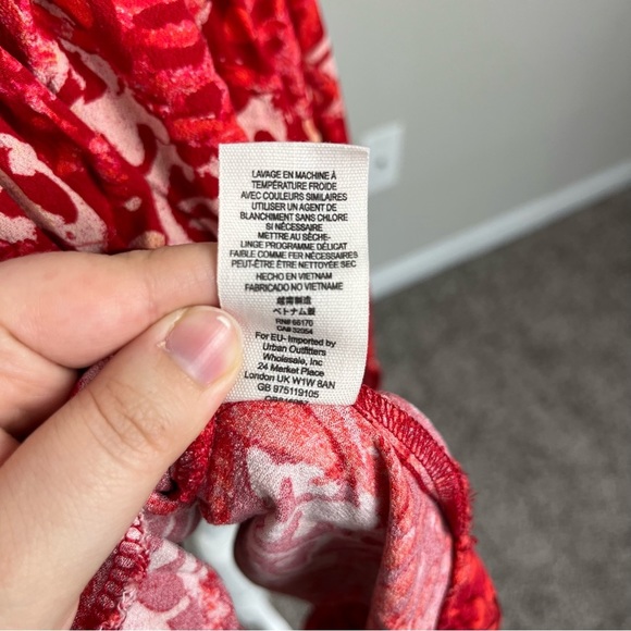 FREE PEOPLE BEACH DAY MINI DRESS WITH HALTER NECKLINE IN RED SIZE SMALL - Picture 16 of 16